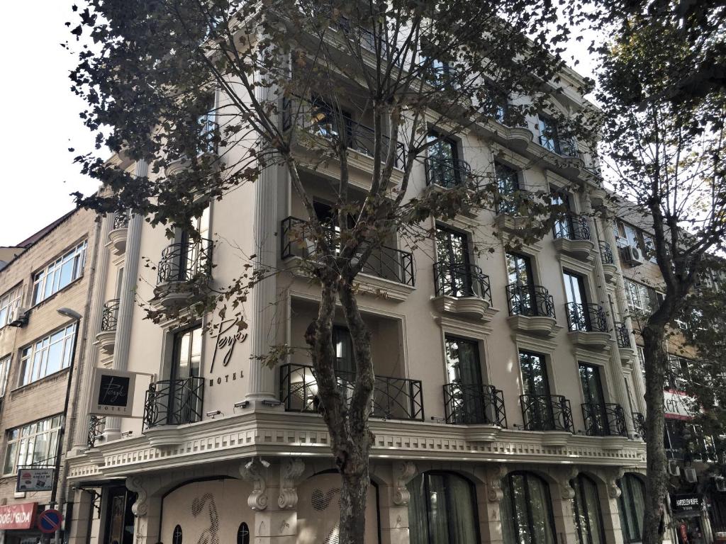 Peyk Hotel